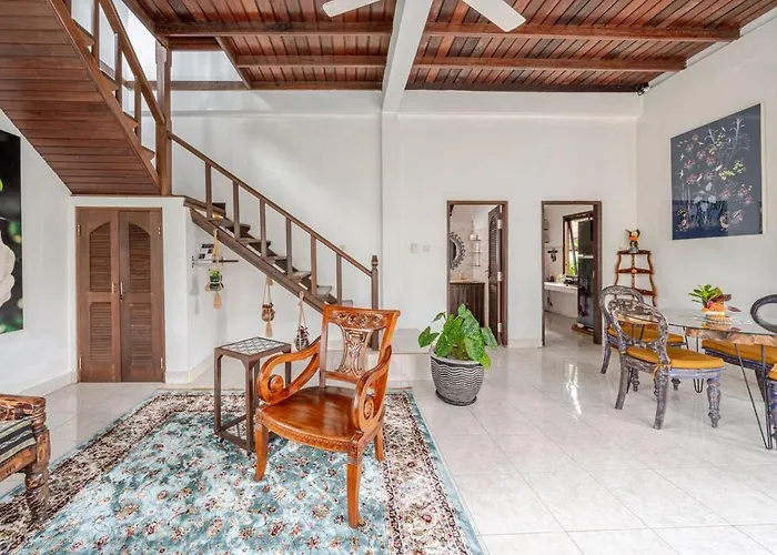 Shiva Peaceful Garden Loft Walk To Alchemy Yoga Ubud